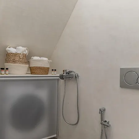 Apartman Philisios 1 *