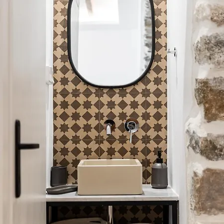 Philisios 1 Naxos City