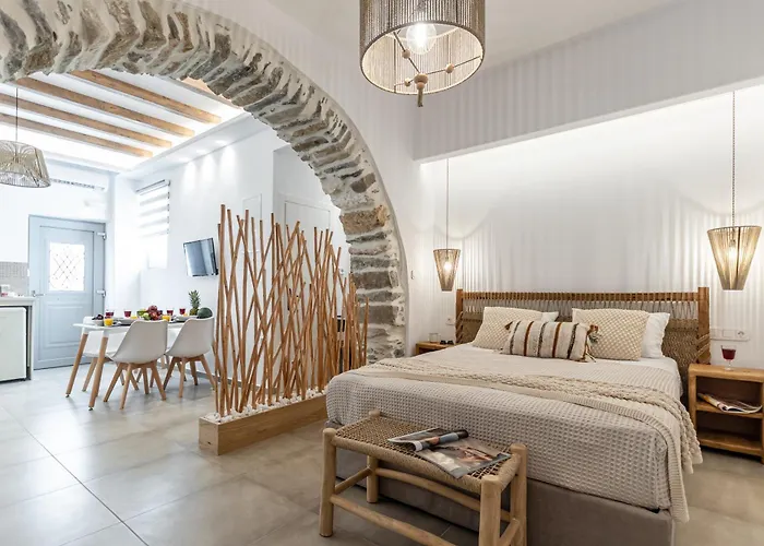 Philisios 1 Naxos City